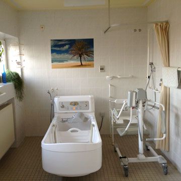 Großbad - Waschraum